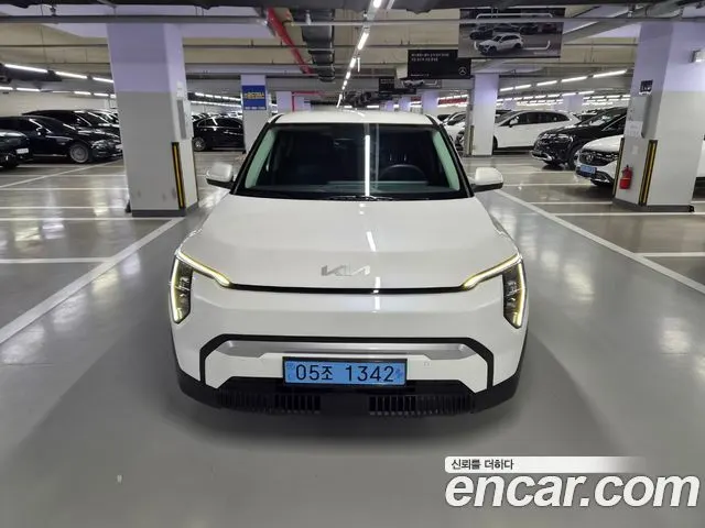 KIA EV3 2025