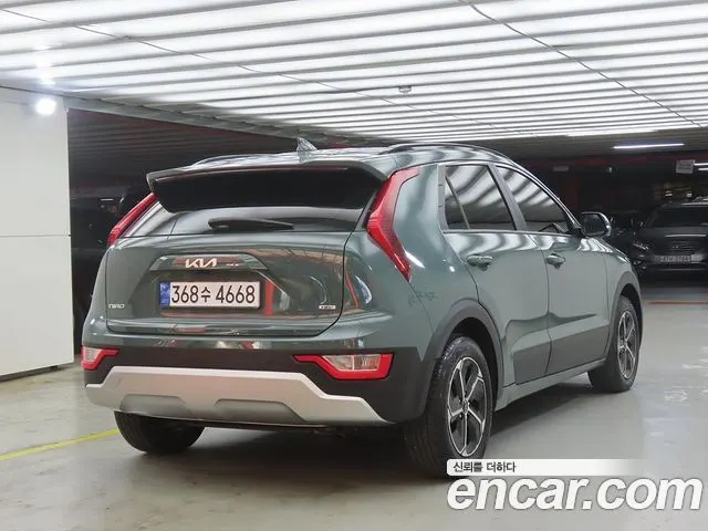 KIA NIRO 2022 — 100 505 км, тёмно-зелёный, Корея — под ключ — фото 4
