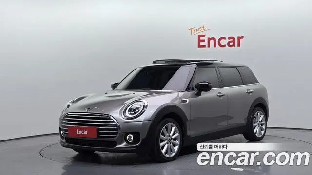 MINI COOPER CLUBMAN 2020 — 59 572 км, серебристо-серый, Корея — под ключ — фото 1
