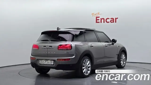 MINI COOPER CLUBMAN 2020 — 59 572 км, серебристо-серый, Корея — под ключ — фото 2