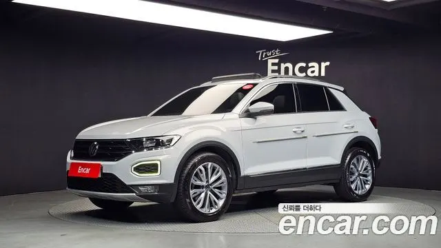 VOLKSWAGEN T-ROC 2021