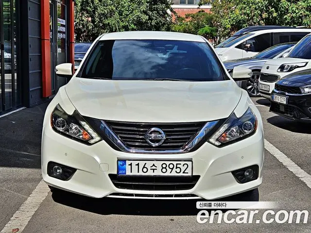 NISSAN ALTIMA 2017