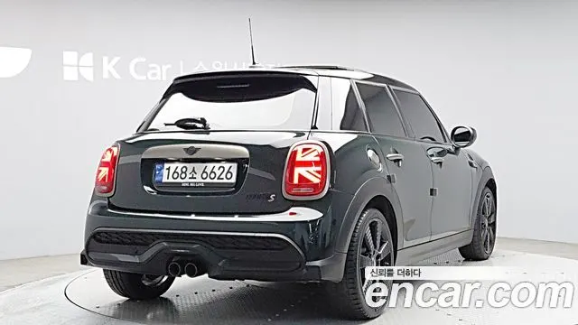 MINI COOPER S 2023 — 21 780 км, тёмно-зелёный, Корея — под ключ — фото 2