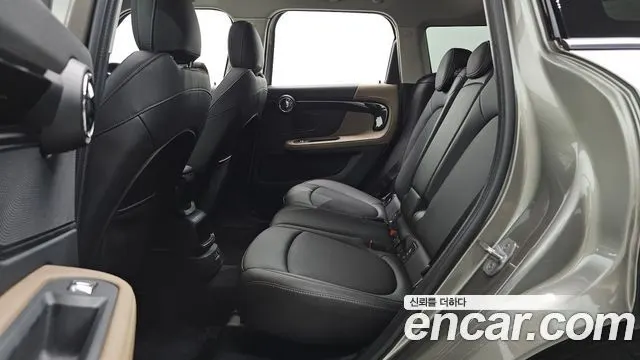 MINI COOPER COUNTRYMAN 2020 — 103 088 км, серебристо-серый, Корея — под ключ — фото 11