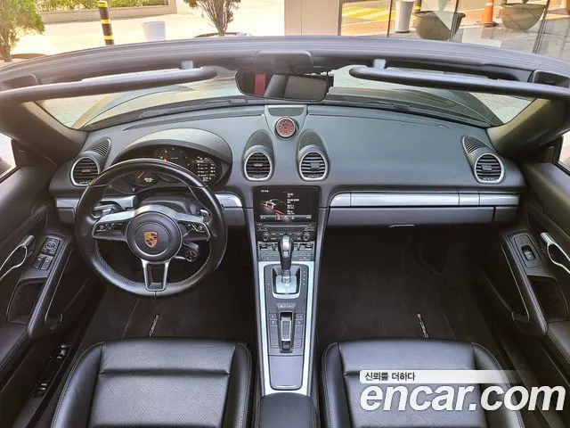 PORSCHE 718 BOXSTER 2018 — 80 449 км, серебристый, Корея — под ключ — фото 5