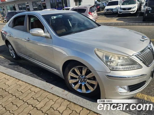 HYUNDAI EQUUS 2011