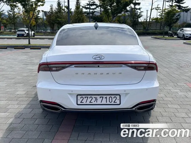 HYUNDAI GRANDEUR HYBRID 2023 — 62 354 км, белый, Корея — под ключ — фото 2