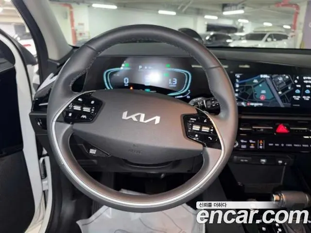 KIA NIRO 2022 — 36 785 км, белый, Корея — под ключ — фото 8