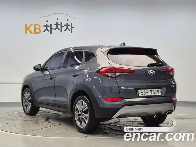 HYUNDAI TUCSON 2018 — 227 800 км, Корея — под ключ — фото 2