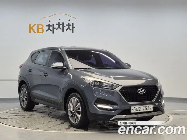 HYUNDAI TUCSON 2018 — 227 800 км, Корея — под ключ — фото 4