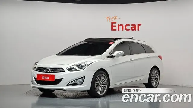 HYUNDAI I40 2012