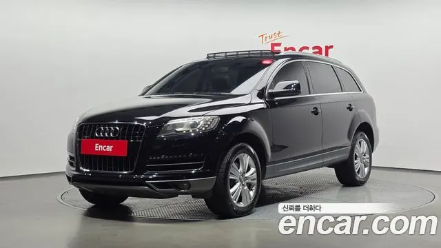 AUDI Q7 2015