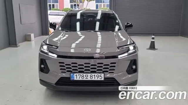 TOYOTA RAV4 2026