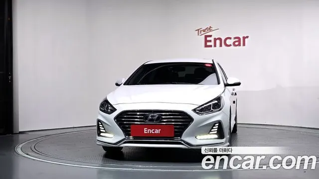 HYUNDAI SONATA 2019 — 176 510 км, белый, Корея — под ключ — фото 3