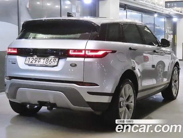 LAND ROVER RANGE ROVER EVOQUE 2020 — 120 677 км, серебристый, Корея — под ключ — фото 4