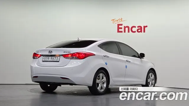 HYUNDAI AVANTE 2012 — 98 180 км, белый, Корея — под ключ — фото 2