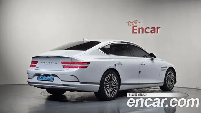 GENESIS ELECTRIFIED G80 — из Кореи под ключ