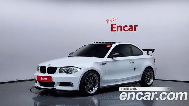 BMW 1 SERIES 2009