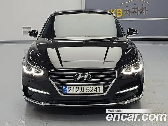HYUNDAI GRANDEUR 2018 — 110 916 км, чёрный, Корея — под ключ — фото 11