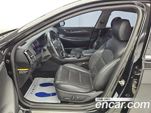 HYUNDAI GRANDEUR 2018 — 110 916 км, чёрный, Корея — под ключ — фото 10