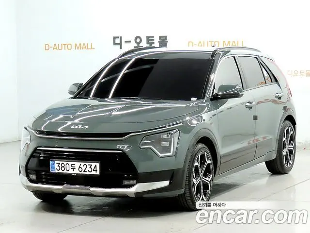 KIA NIRO 2024 — 25 942 км, зелёный, Корея — под ключ — фото 12