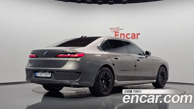 BMW 7 SERIES 2023
