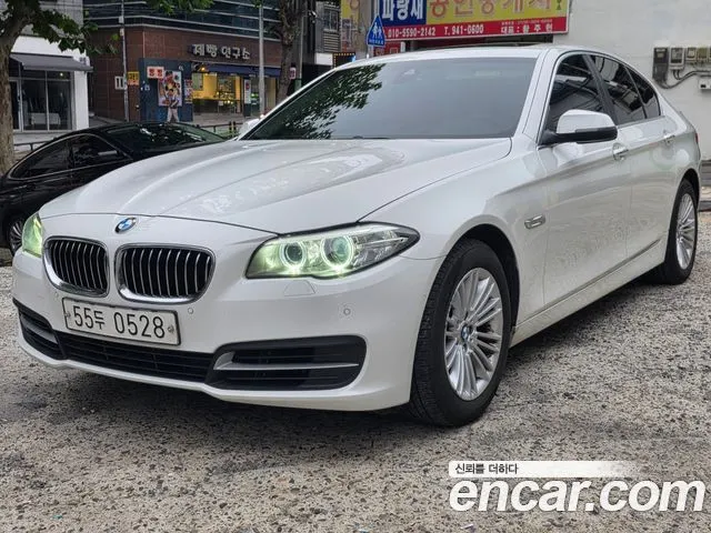 BMW 5 SERIES 2015 — 189 213 км, белый, Корея — под ключ — фото 1