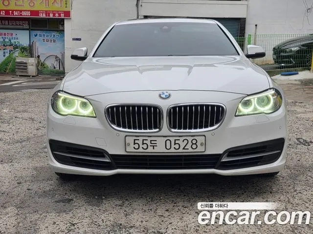 BMW 5 SERIES 2015 — 189 213 км, белый, Корея — под ключ — фото 5