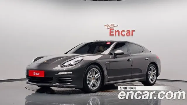 PORSCHE PANAMERA 2014