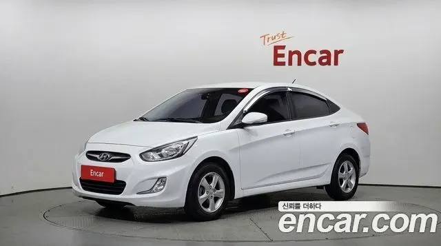 HYUNDAI ACCENT 2014