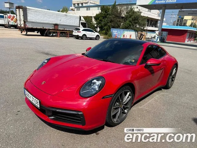 PORSCHE 911 2021