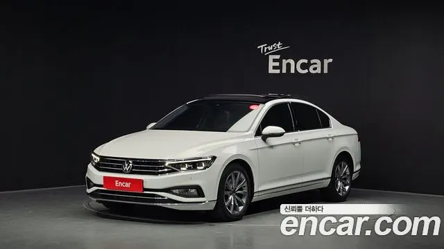 VOLKSWAGEN PASSAT 2021