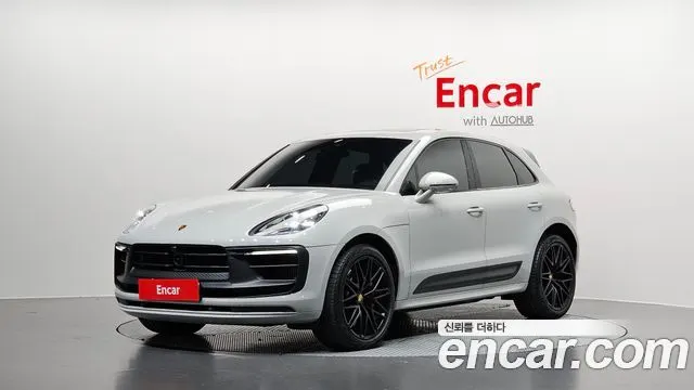 PORSCHE MACAN 2023