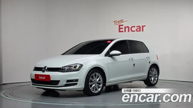 VOLKSWAGEN GOLF 2015