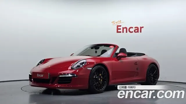 PORSCHE 911 2015