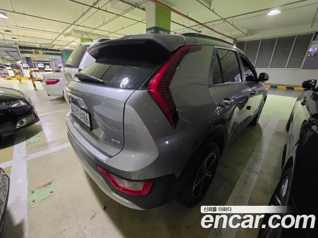 KIA NIRO 2024 — 75 003 км, серебристо-серый, Корея — под ключ — фото 7