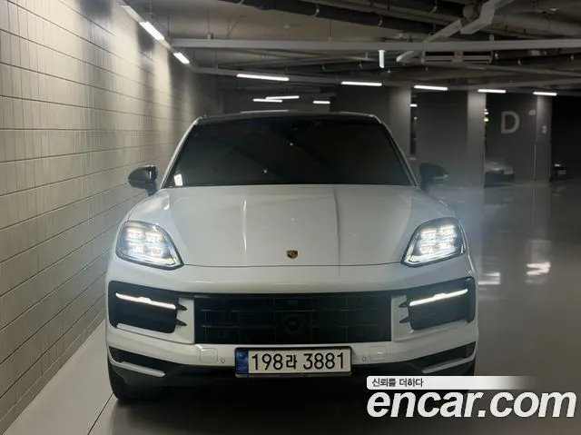 PORSCHE CAYENNE 2025