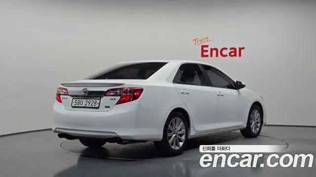 TOYOTA CAMRY 2013
