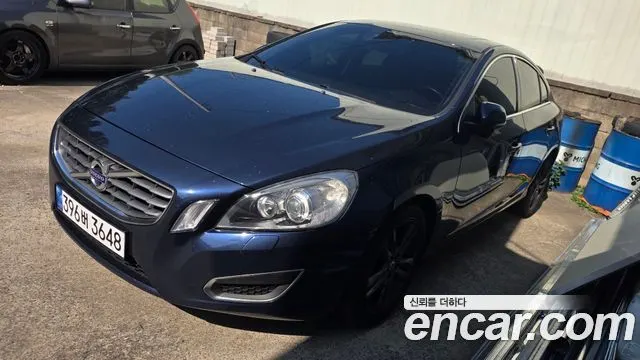 VOLVO S60 2013