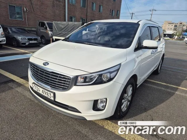 KIA CARNIVAL 2015