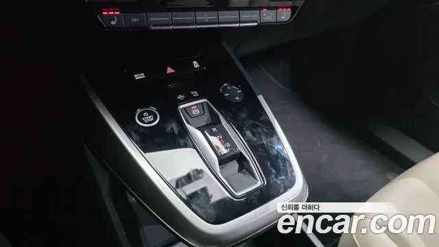 AUDI Q4 E-TRON 2023 — 53 550 км, серебристо-серый, Корея — под ключ — фото 9