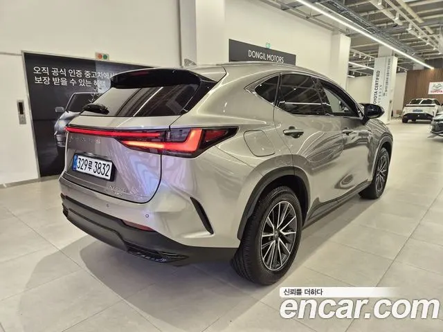 LEXUS NX450H+ 2026 — 9 494 км, серебристый, Корея — под ключ — фото 2