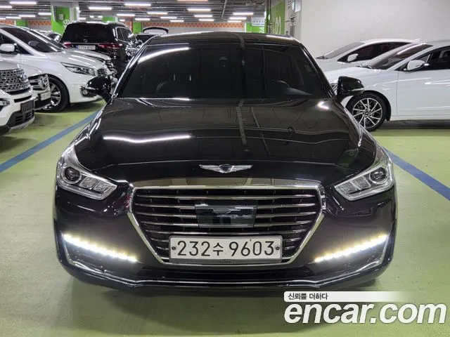 GENESIS EQ900 2018