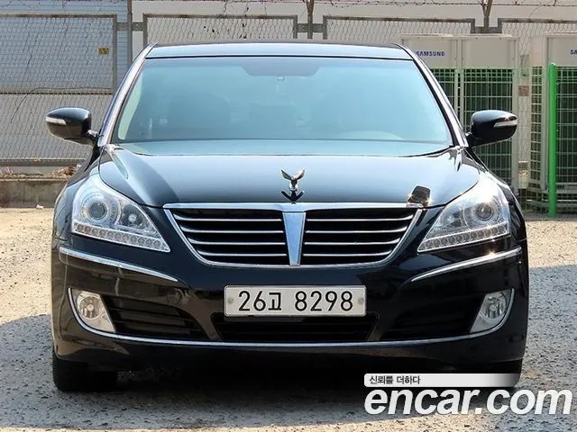 HYUNDAI EQUUS 2012