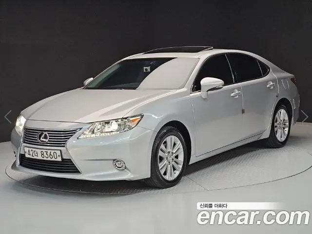 LEXUS ES350 2014 — 52 140 км, серебристый, Корея — под ключ — фото 1