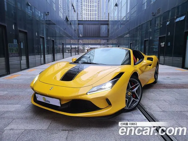 Ferrari F8 Spider — из Кореи под ключ