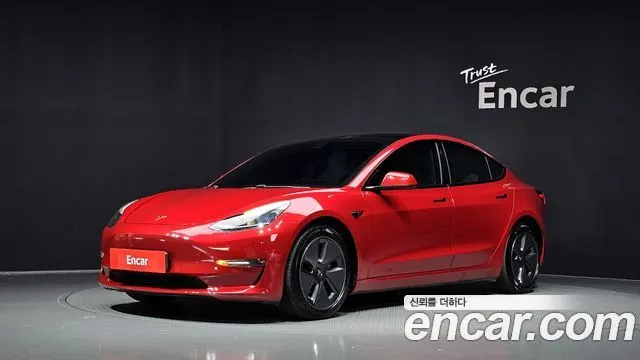 TESLA MODEL 3 2021