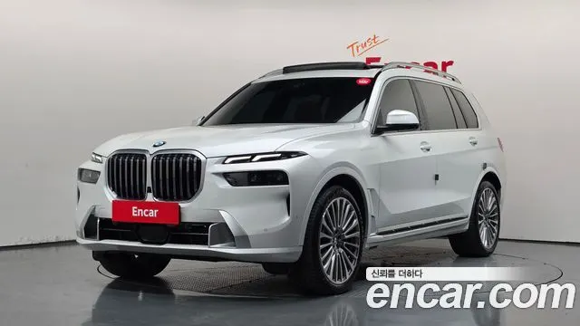BMW X7