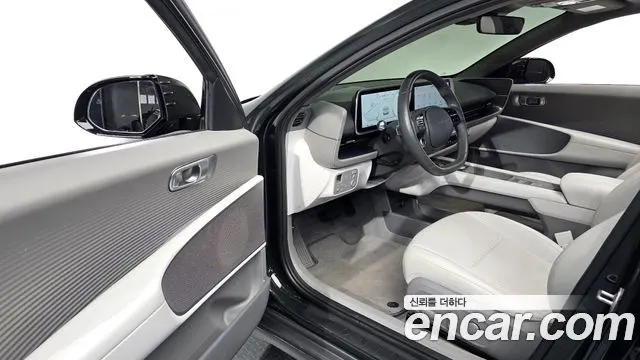 HYUNDAI IONIQ 6 2023 — 82 995 км, тёмно-зелёный, Корея — под ключ — фото 10