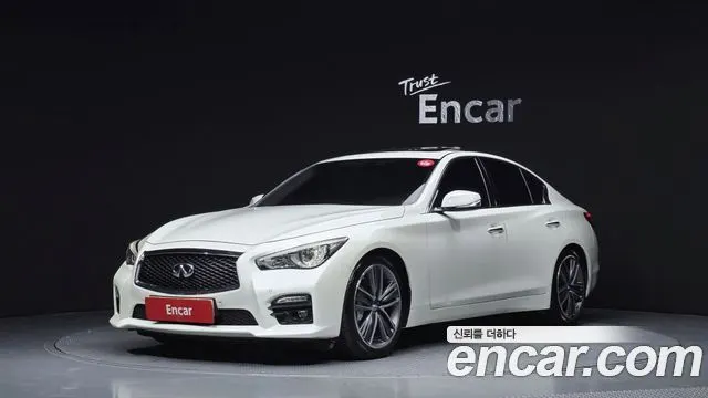 INFINITI Q50 2016